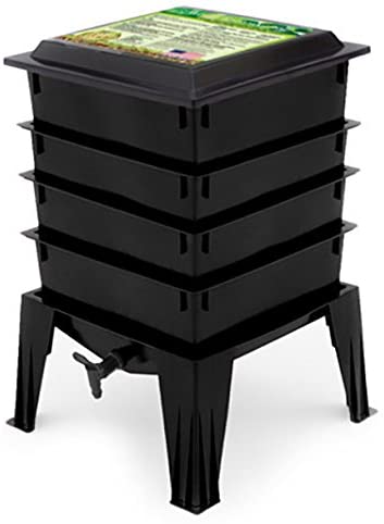 4 tray black WormFactory 360® Bin stacking system